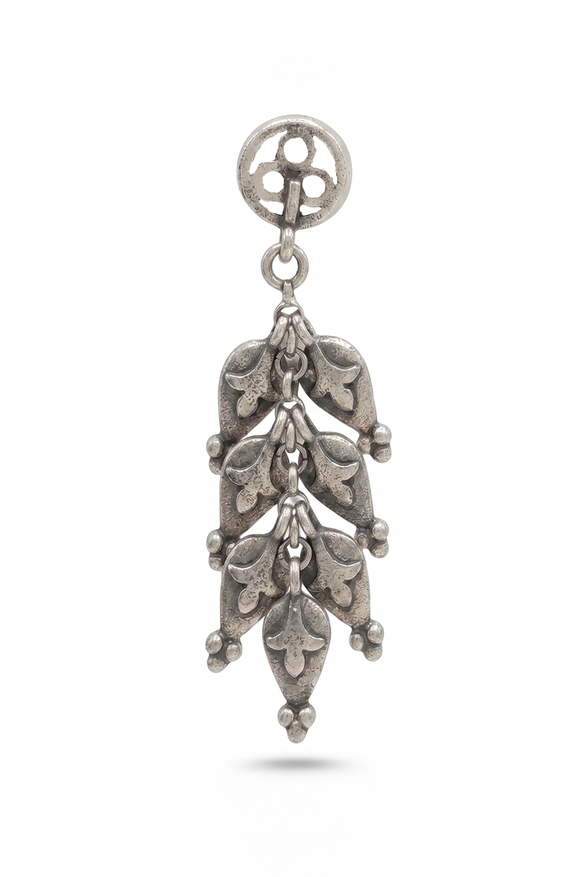 Chhap Nazakat Leaf Drop Earring