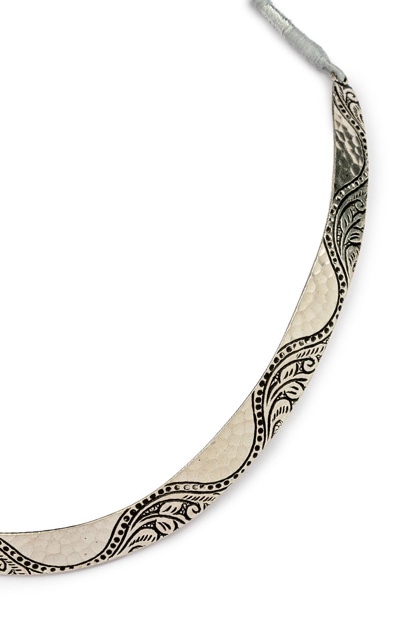 Chhap Chandrawali Chittai Hasli Necklace