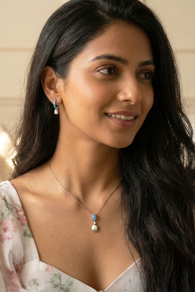 Chokho Mini Drop Chain & Pendant