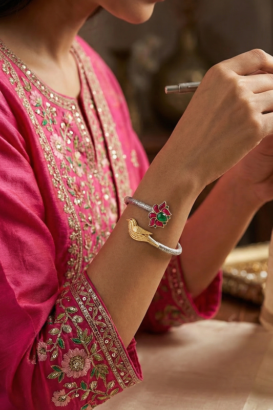 Chhabili Jadau Kundan Padmavalli Cuff Bangle