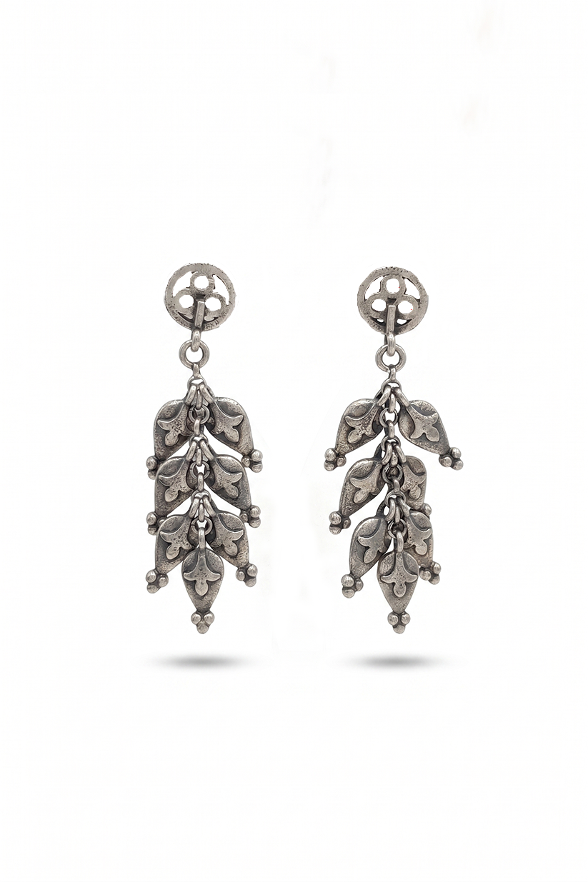 Chhap Nazakat Leaf Drop Earring