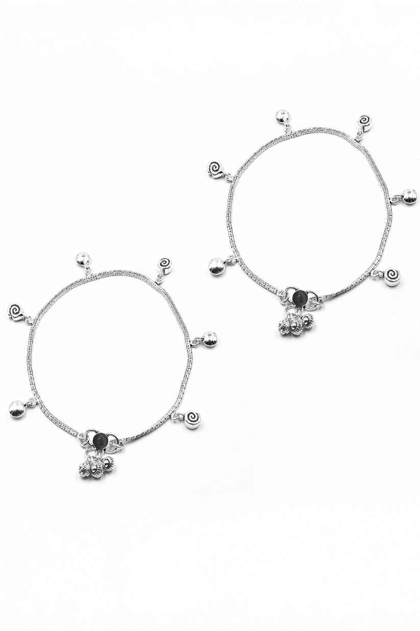 Chhaya Ira Spiral Silver Payal