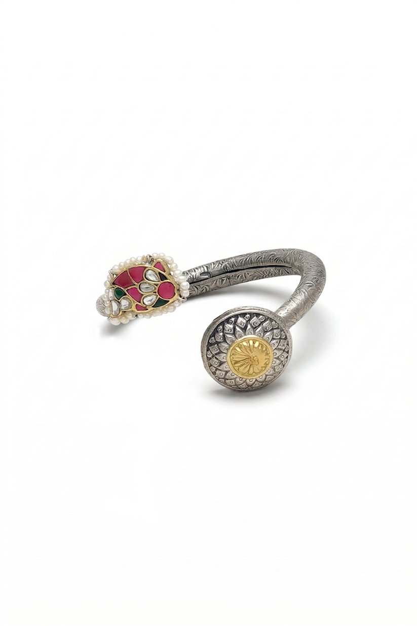 Chhabili Jadau Kundan Liyana Cuff Bangle