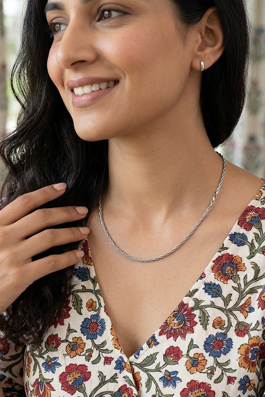 Chokho Vira Twist Chain