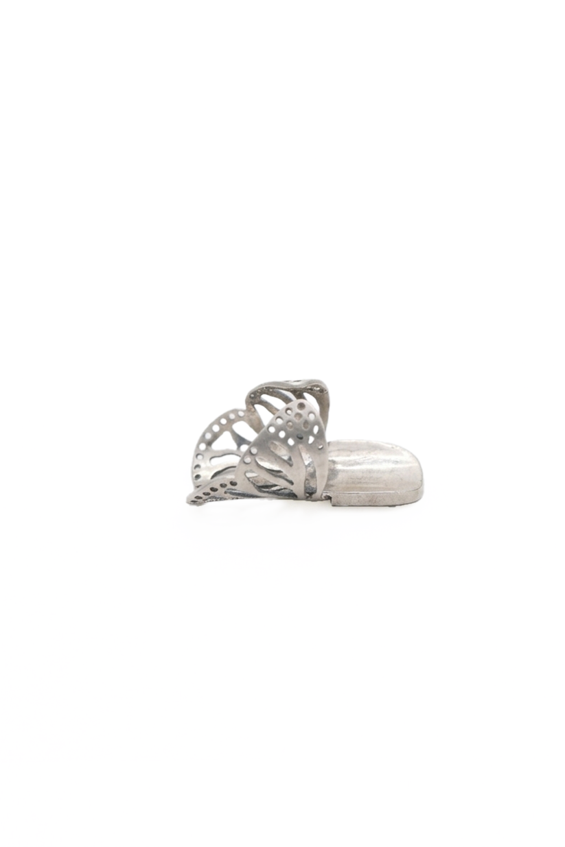 Chhaya Noor-e - Adjustable Nail Ring