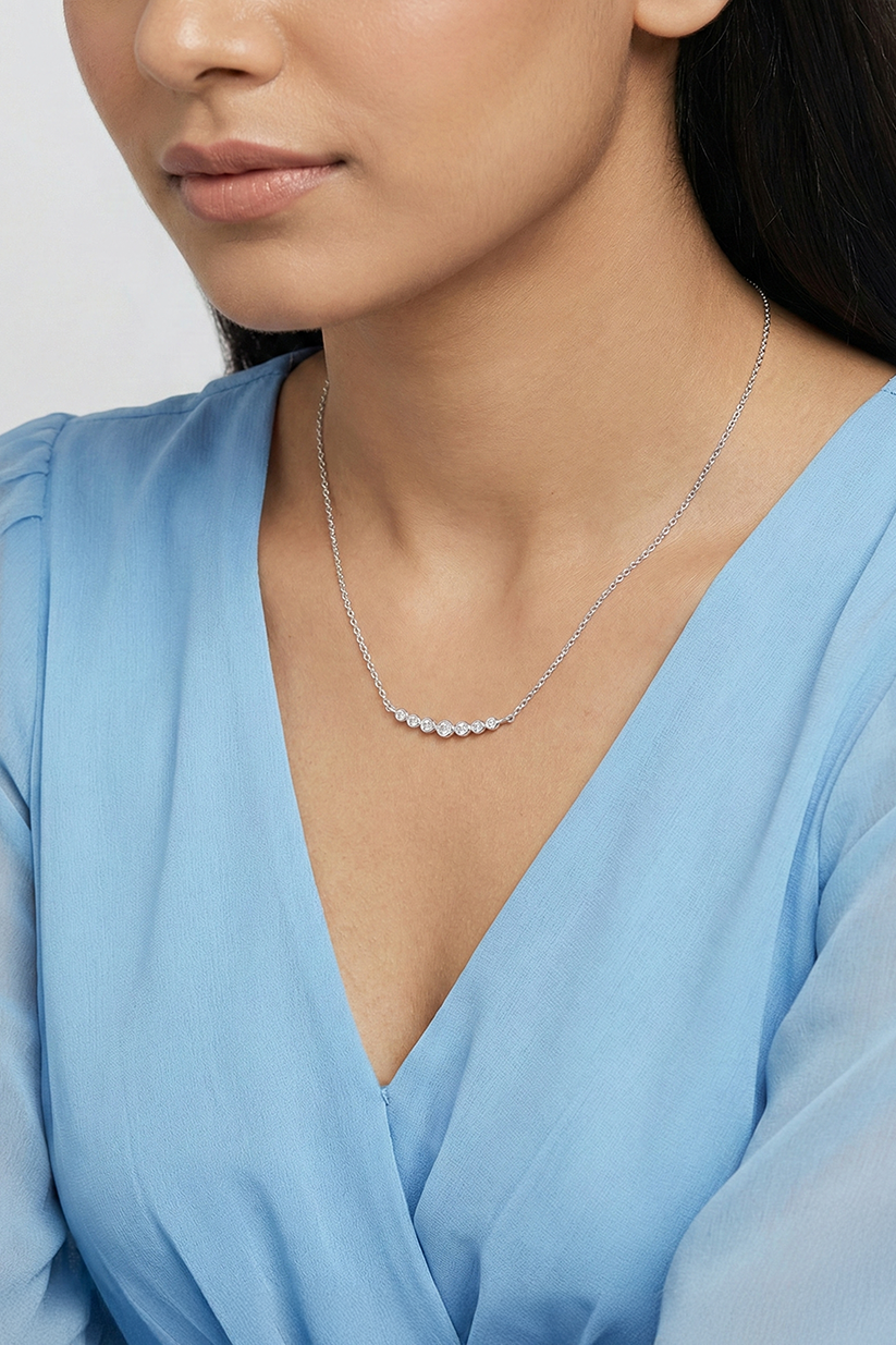 Chokho Sia Beam Chain & Pendant