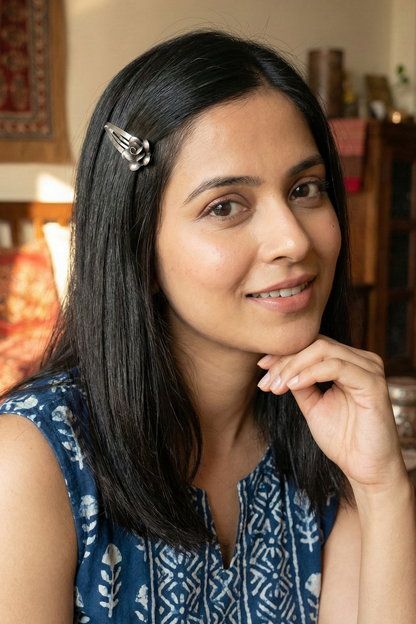 Chhaya Ruhani Pushp Hairpin