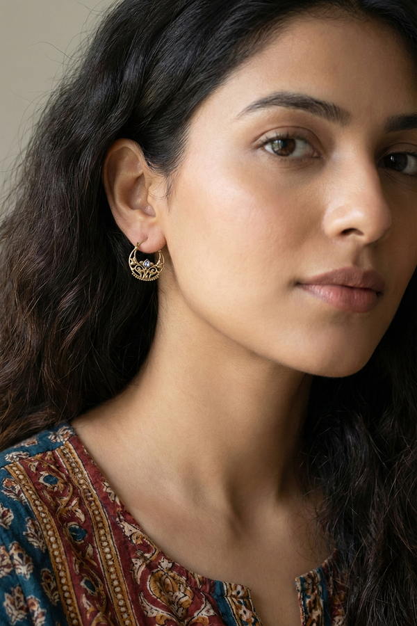Chhavi Noor Hoops