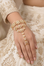 Chhavi Noorani Kundan Hathphool