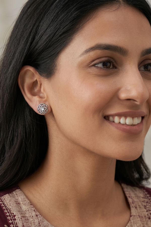 Chhavi Saumya Studs