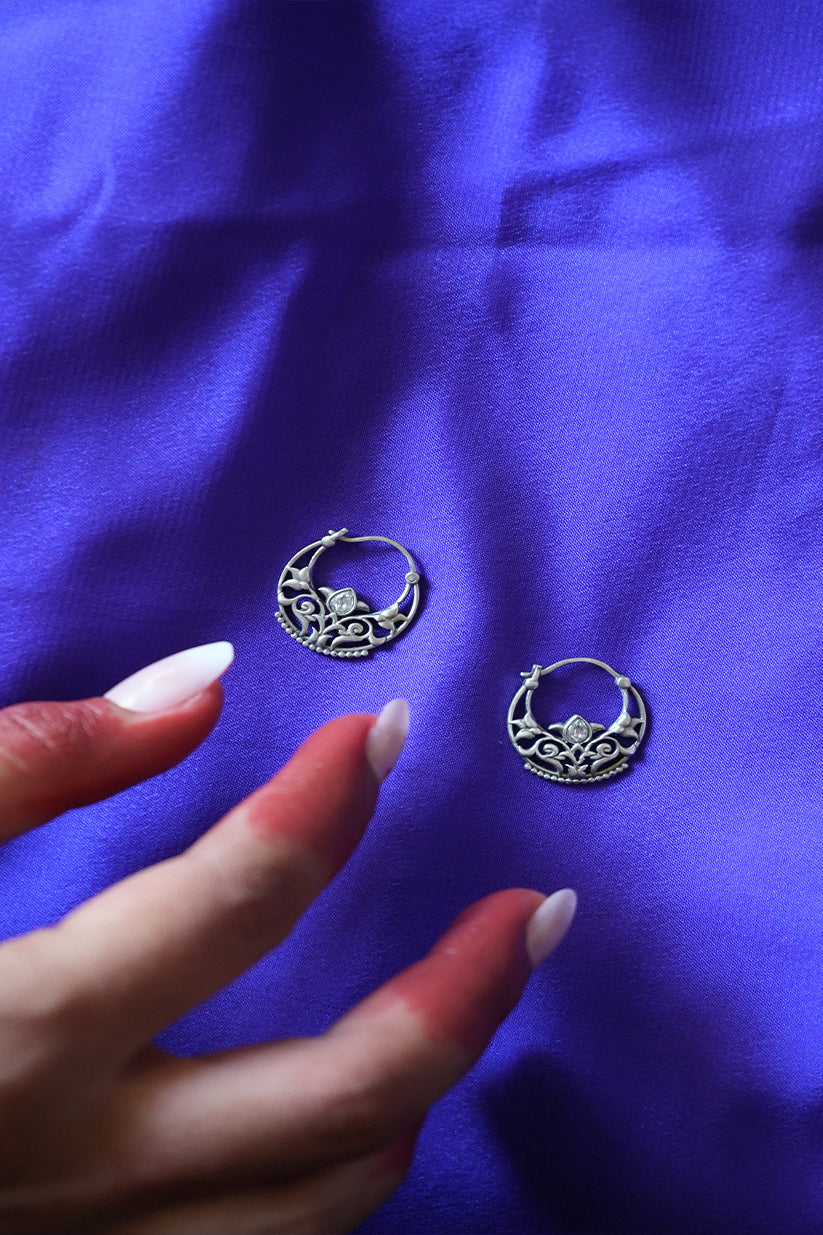 Chhavi Noor Hoops